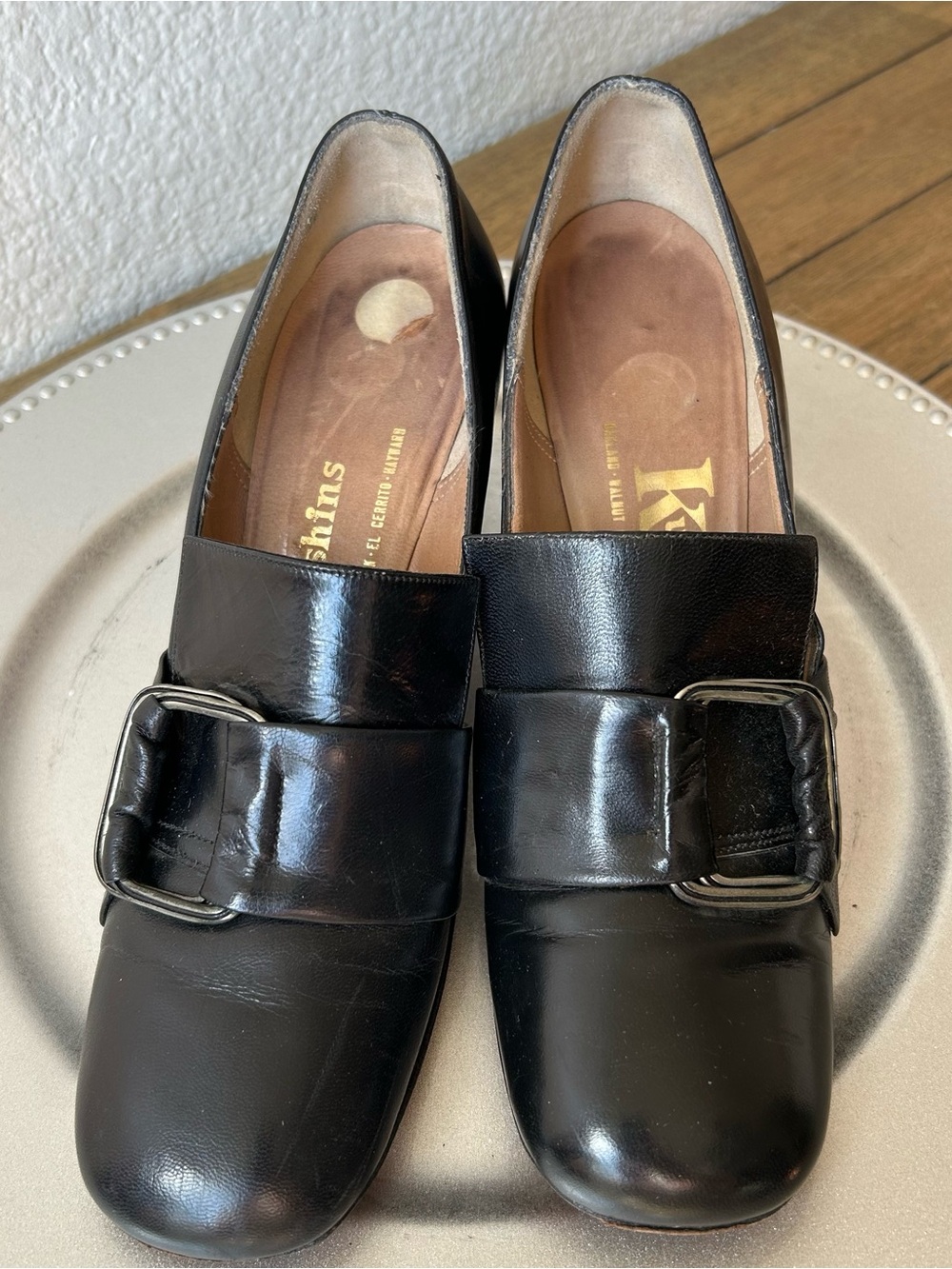 Vintage Black Leather Bow Heels by Kushins California Boutique Pumps | 1960s